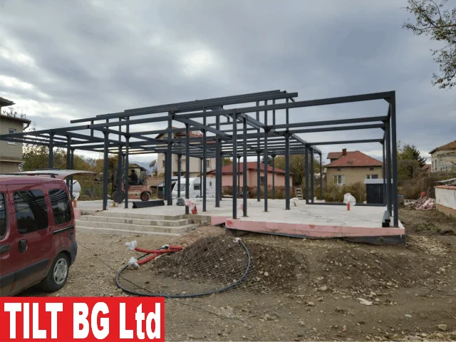 Метална къща Кривина — фасада по системата KNAUF