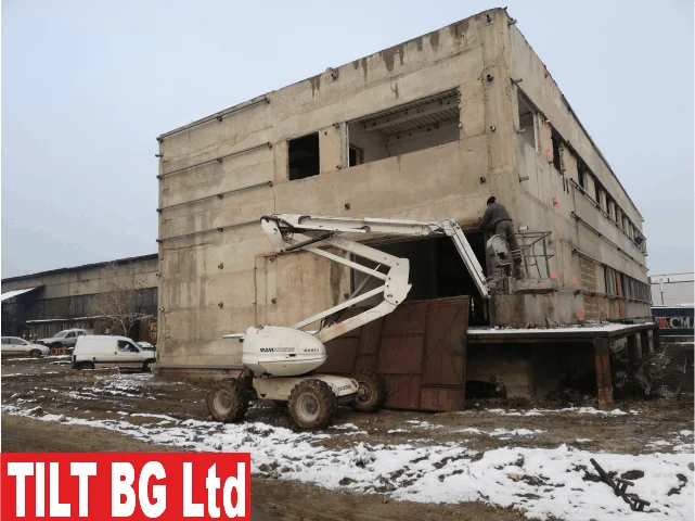 Реконструкция хале Патлиджански - Обновяване — монтаж на конструкцията. Доставка, производство и монтаж на метални конструкции и термопанели.